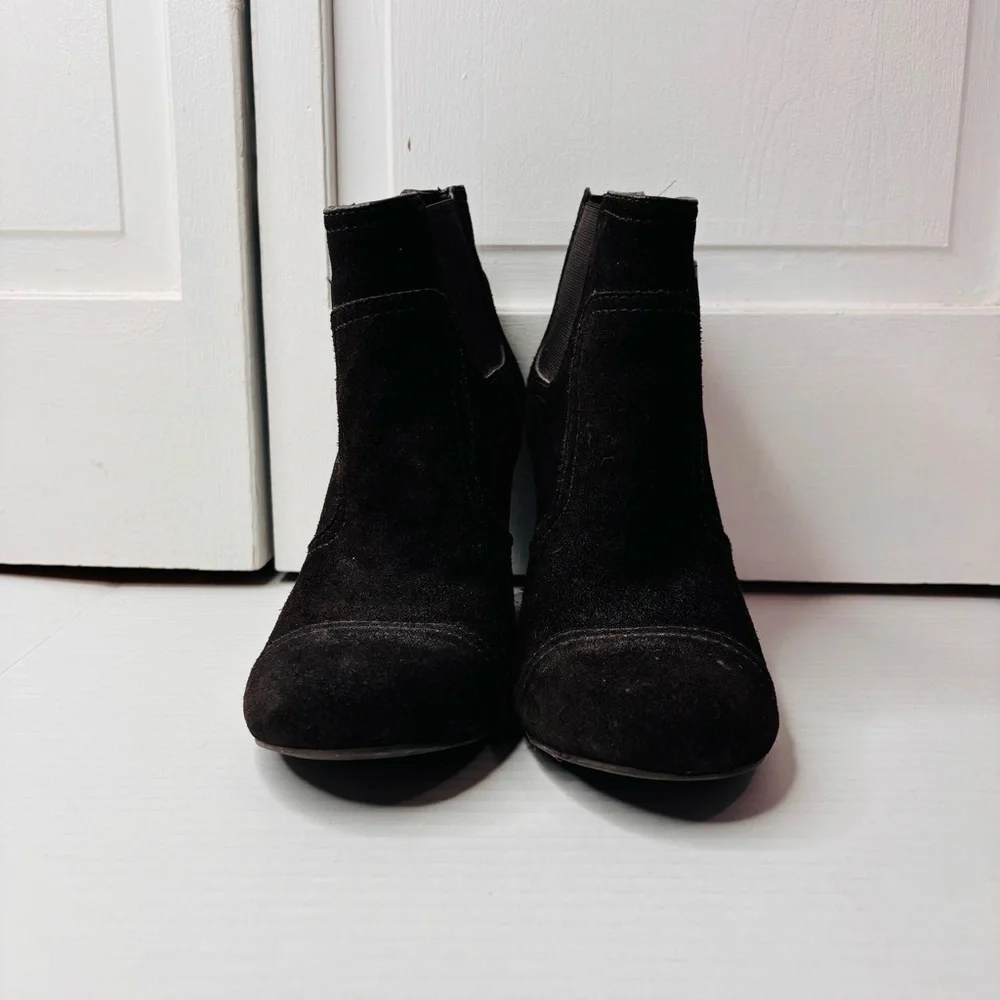 TORY BURCH Adrienne Brown Suede Ankle Booties Size 8